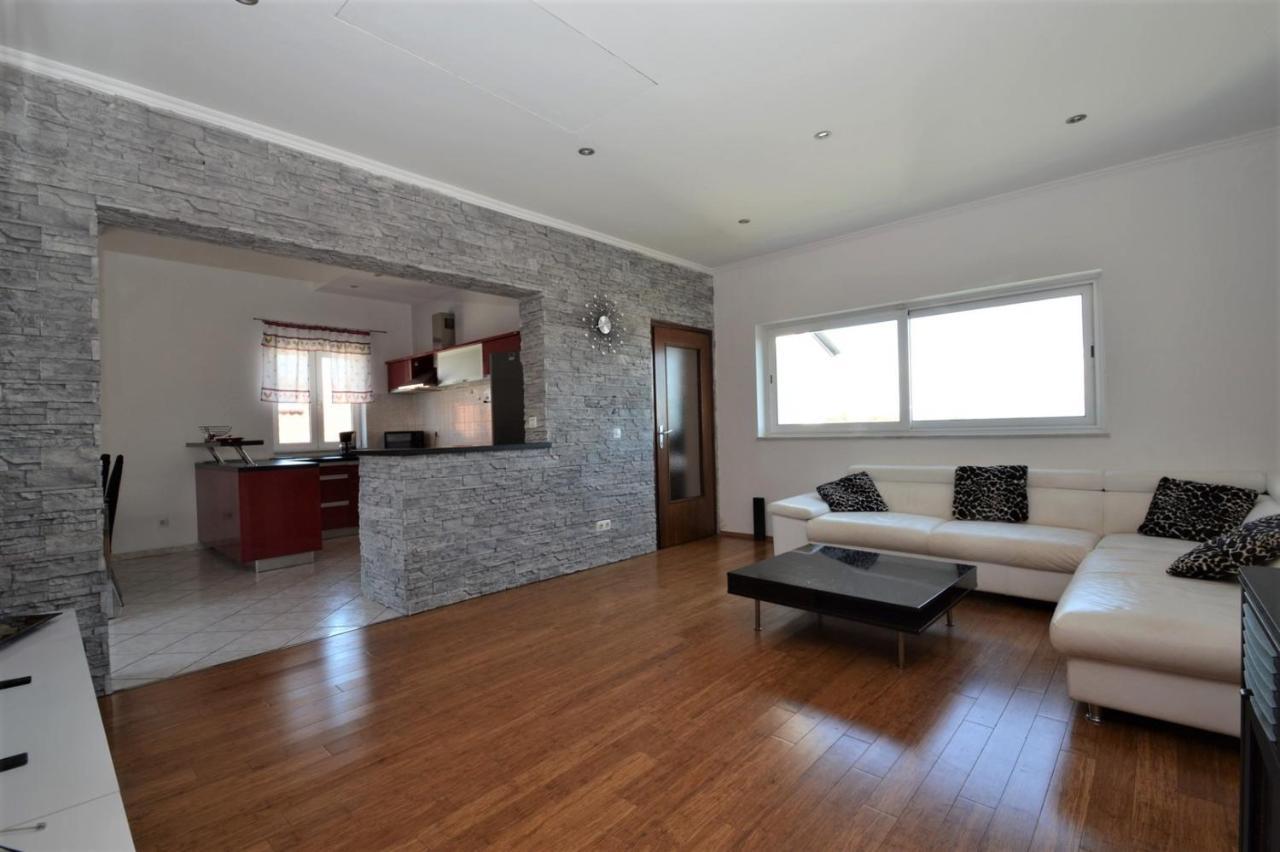 House Luciana Hotel Mali Lošinj Kültér fotó